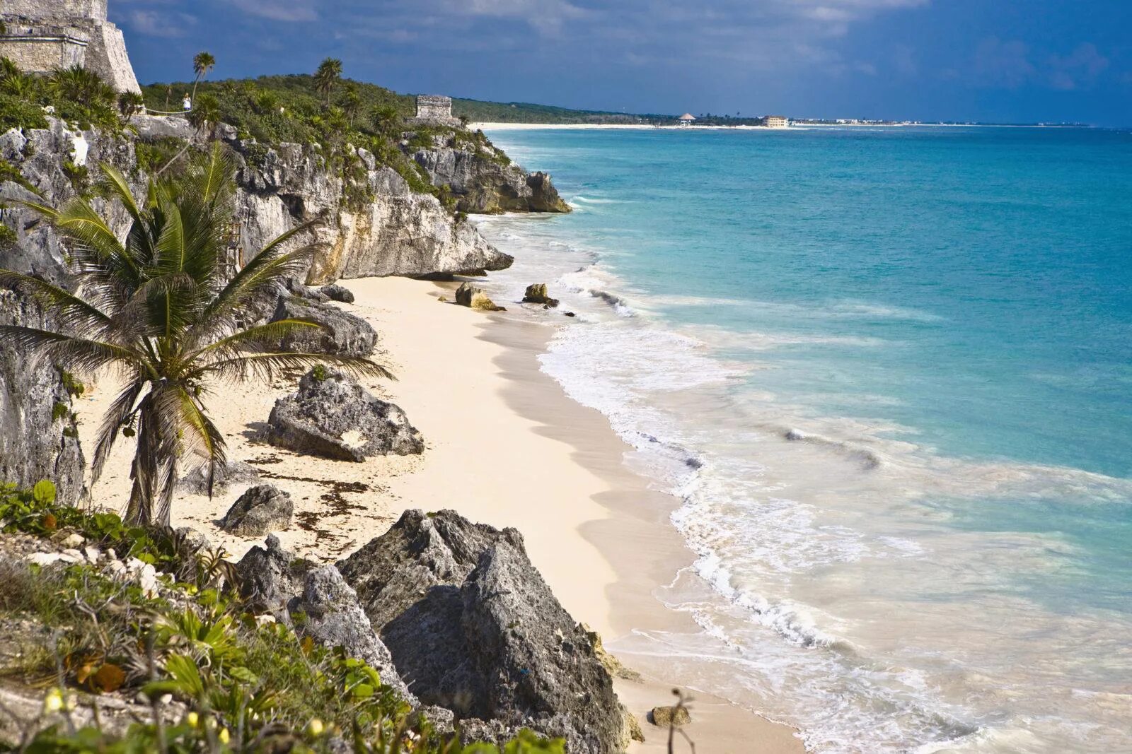 Карибские острова мексика. Карибское море пляж Тулум. Тулум Мексика. Пляж Тулум Мексика. Мексика курорты на Карибском море.