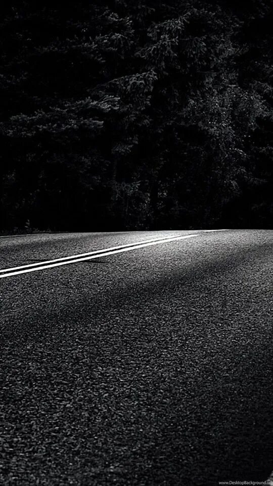 Темные дороги 2017. Черная дорога. Темная трасса. Дорога темно. Темная дорога сбоку.