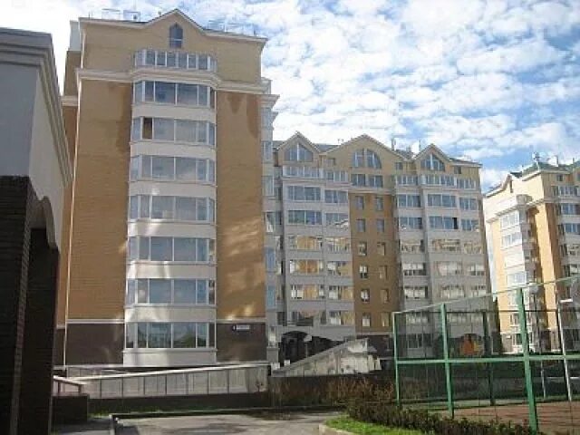Заречье университетская. Жк сколков бор. университетская 2 сколково бор. жк сколковский бор заречье.