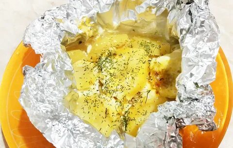 Грудка в фольге в духовке с овощами