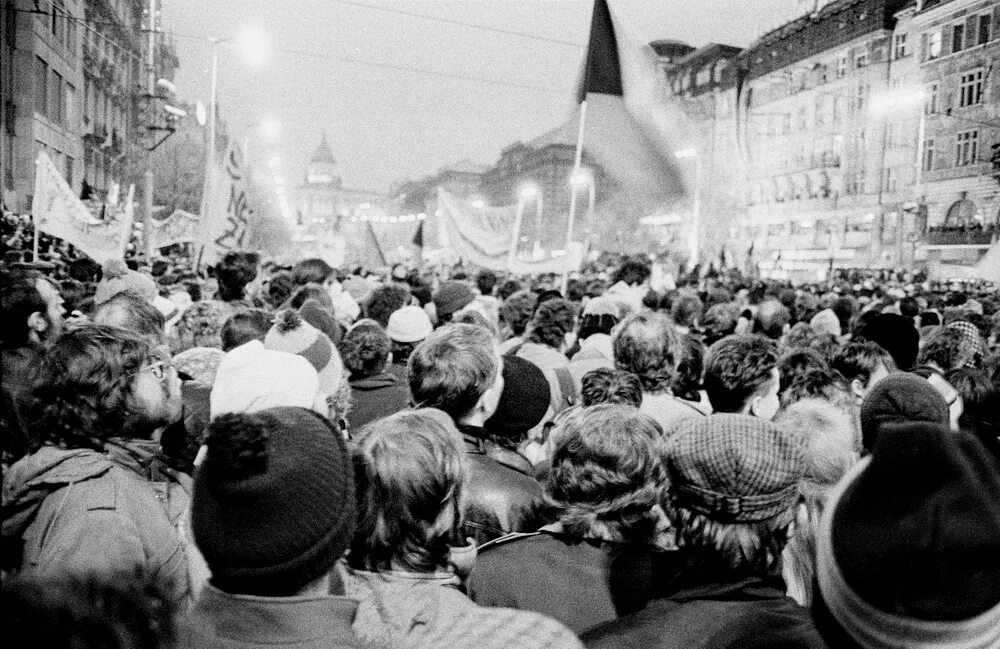 Революция в Чехословакии 1989. Бархатная революция ГДР 1989. Митинги в Чехословакии 1989. Революция в Венгрии 1989.