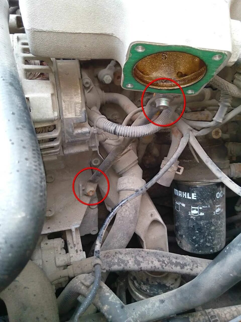 Замена охлаждающей жидкости б5. Замена охлаждающей жидкости б5. Датчик масляный пассат б5 1. Фланец блока passat 1. Замена охлаждающей жидкости б5.