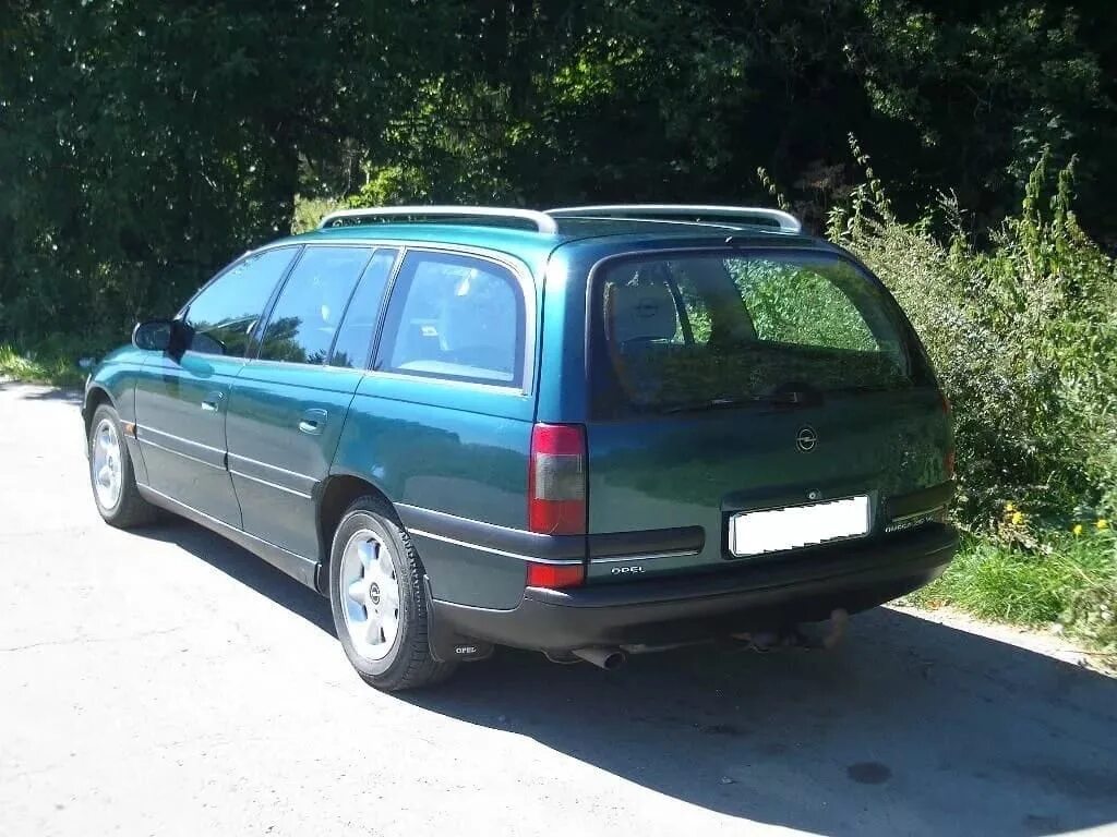 Opel Omega Caravan универсал. Opel Omega b Caravan. Opel Omega a Caravan. Опель Омега универсал 1998.