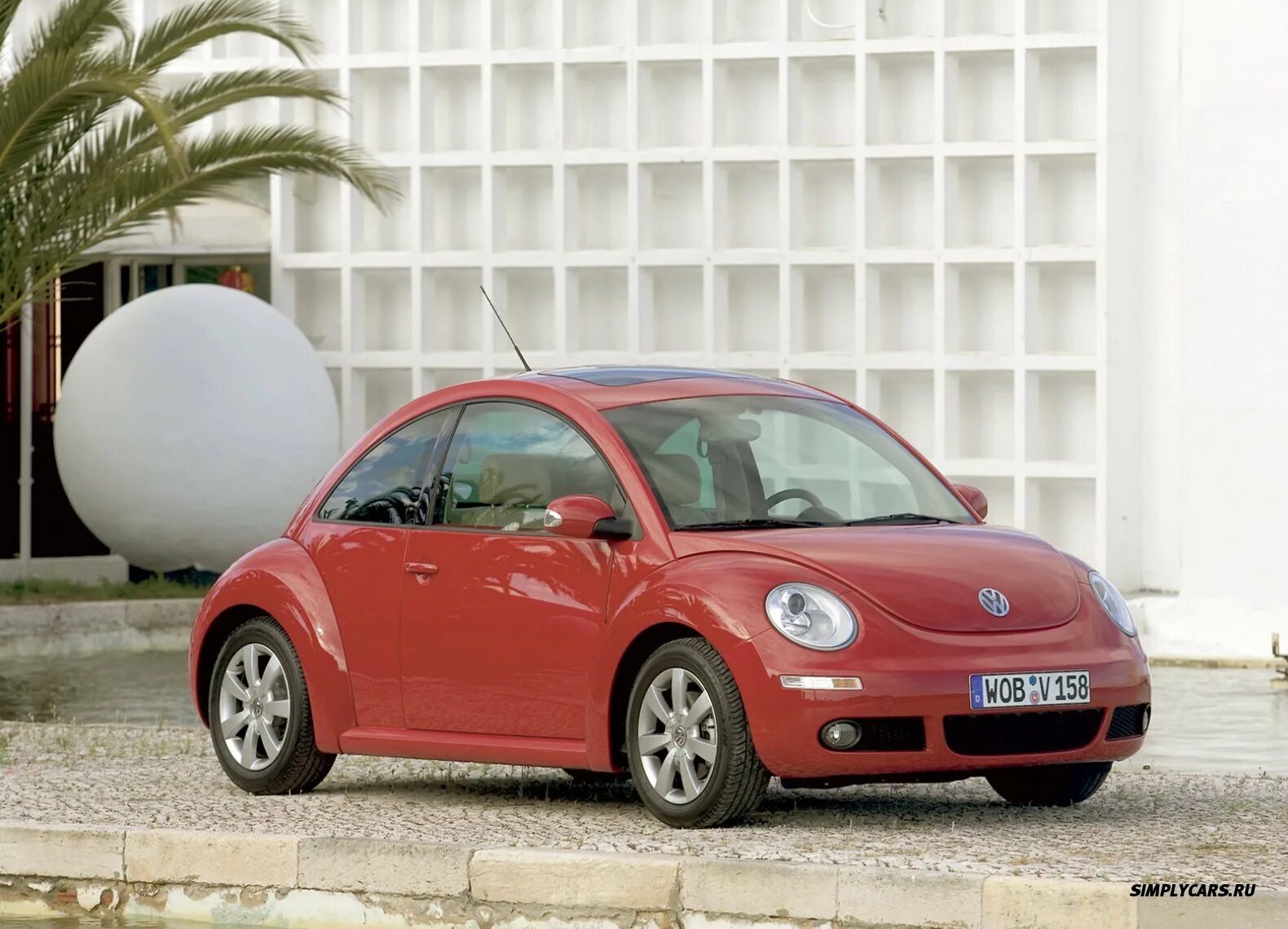 Есть ли мини. Фольксваген Нью Битл а4. Volkswagen New Beetle 2005. Mini Volkswagen Beetle 1. New Beetle хэтчбек.