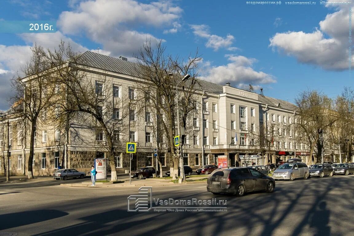 Октябрьский проспект 44. Октябрьский проспект 42 Псков. Псков Октябрьский проспект дом 38. Октябрьский проспект 40 Псков. Октябрьский проспект Псков.