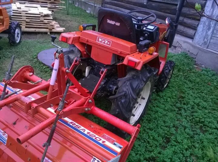 Минитрактор yanmar up-2. Kubota b5000. Yanmar f165 характеристики. Минитракторы митсубиши mv 170. Рынок минитракторов в хабаровске.