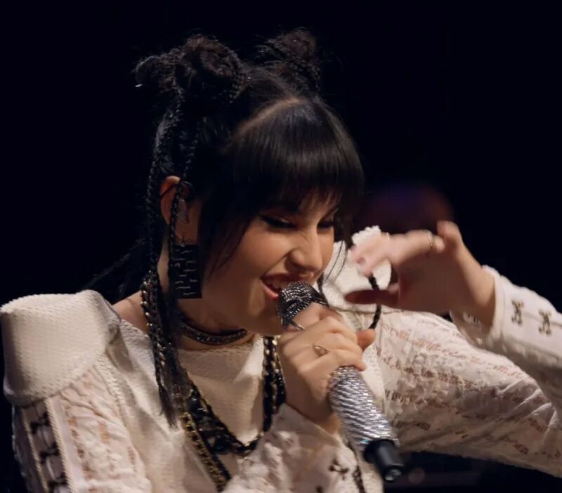 дианы анкудиновой и shaman. диана анкудинова с открытым ртом фото. диана анкудинова день рождения 18 лет. шаман голос. диана анкудинова сейчас 2022.