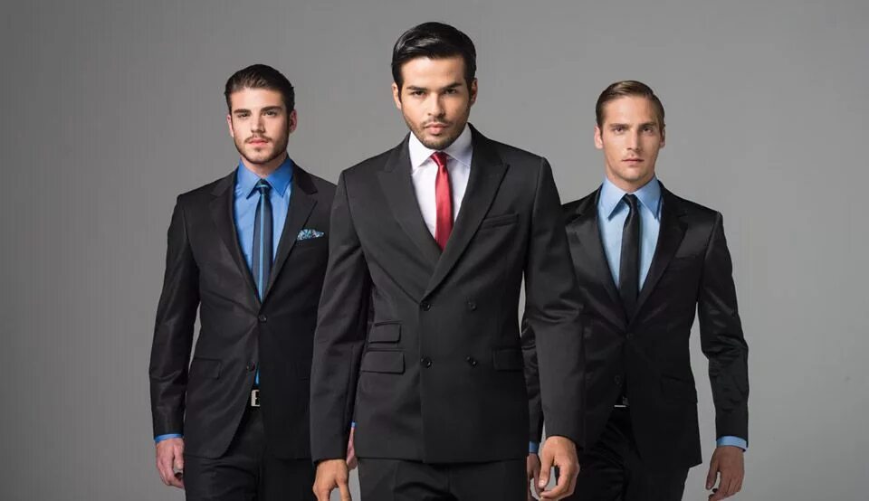 Три мужчины в костюмах. Три человека в пиджаках. Три мужчины в деловых костюмах. Человек в костюме стоит. Man 3 формы