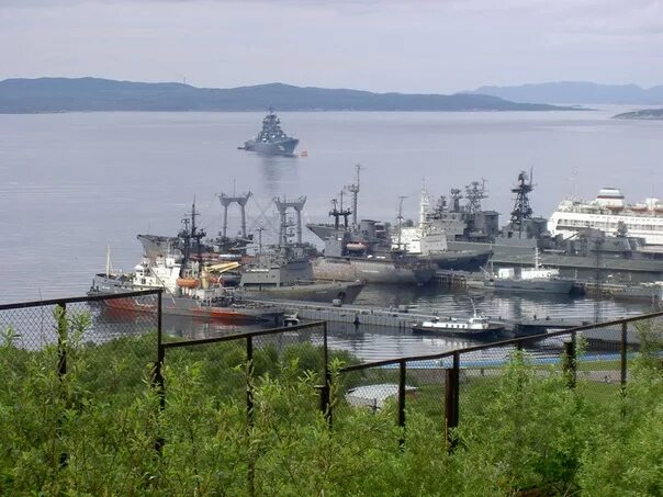Снять североморск. Североморск 2004 года. североморск слив видео.