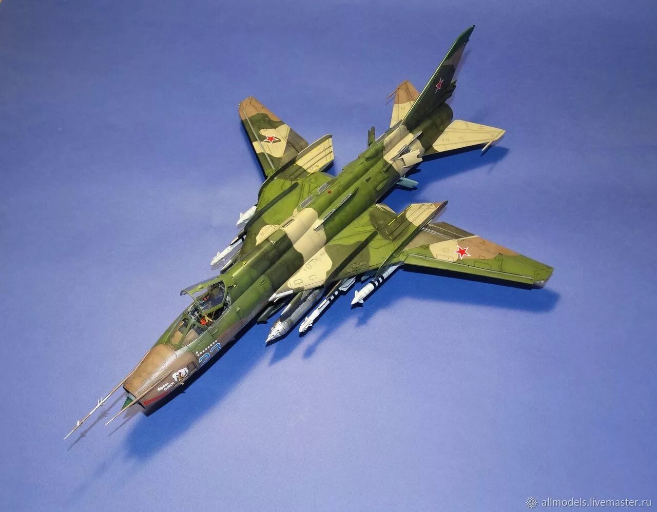 Су-22 1/72. Су 17. Модель самолета Су-17м4. Су-17 1/48.