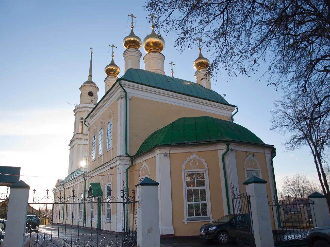 Церковь ахтырской иконы. Ахтырский храм курск. храм ахтырской иконы божией матери курск. храм ахтырской иконы божией матери хотьково.