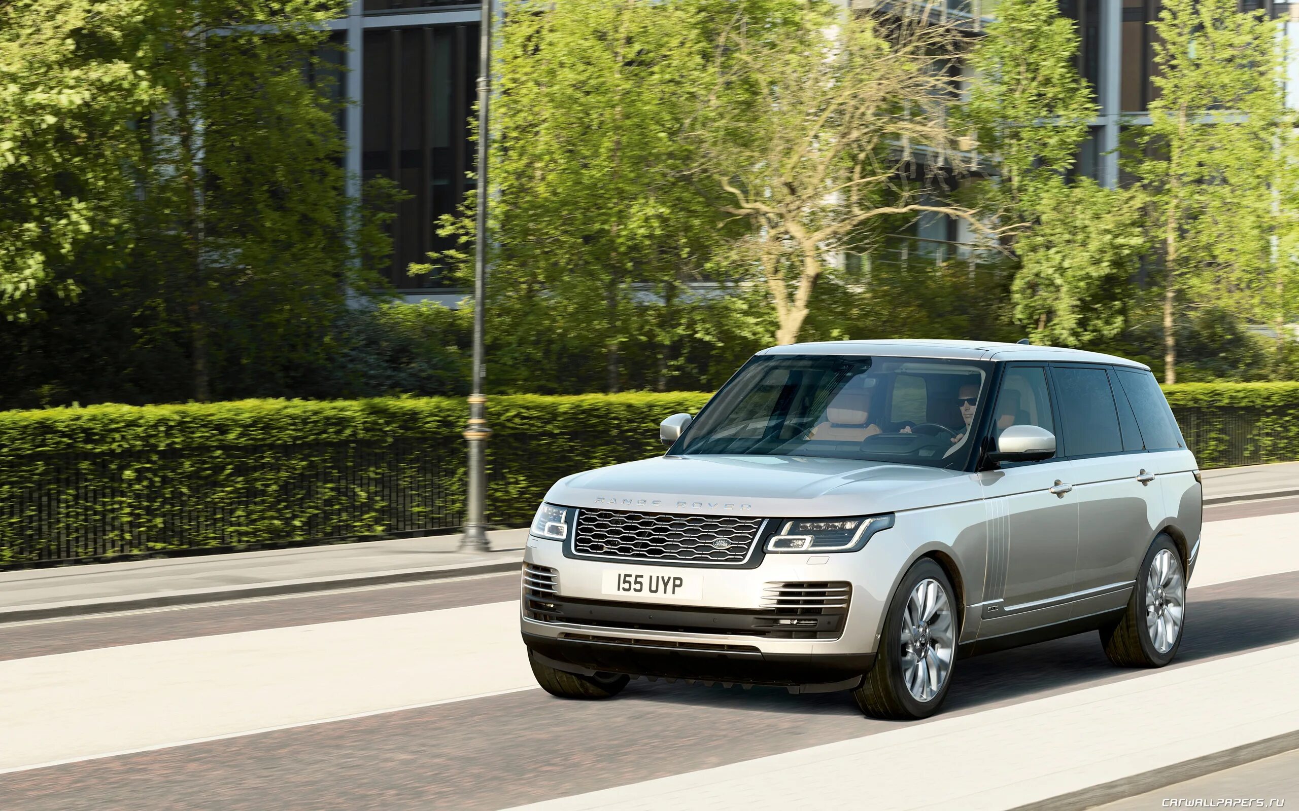 Ленд ровер рендж ровер вог 2019. Kia похожая на range rover. Range rover sport 2018. Ленд ровер кроссовер или внедорожник. Range rover sport 406.