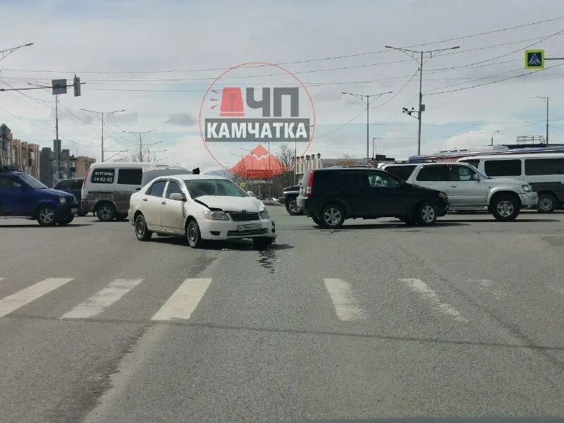 Вертолет мчс. Авария волгоград 2012 год. Петропавловск-камчатский камчатский край мчс. Чп камчатка. Происшествие без последствий.