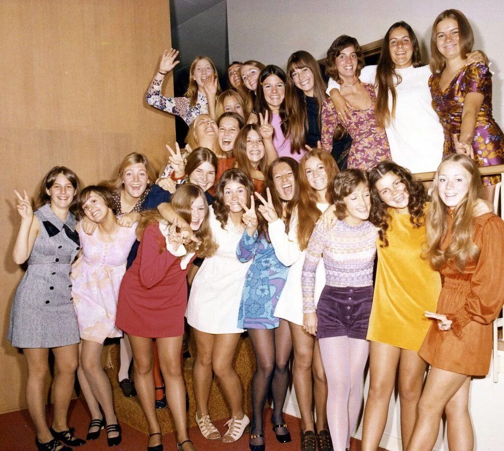 Бестолковые (clueless), 1995. 90 s school. Clueless 1995 алисия сильверстоун. Ретро школа 90 фон. Сша в 80-е годы.
