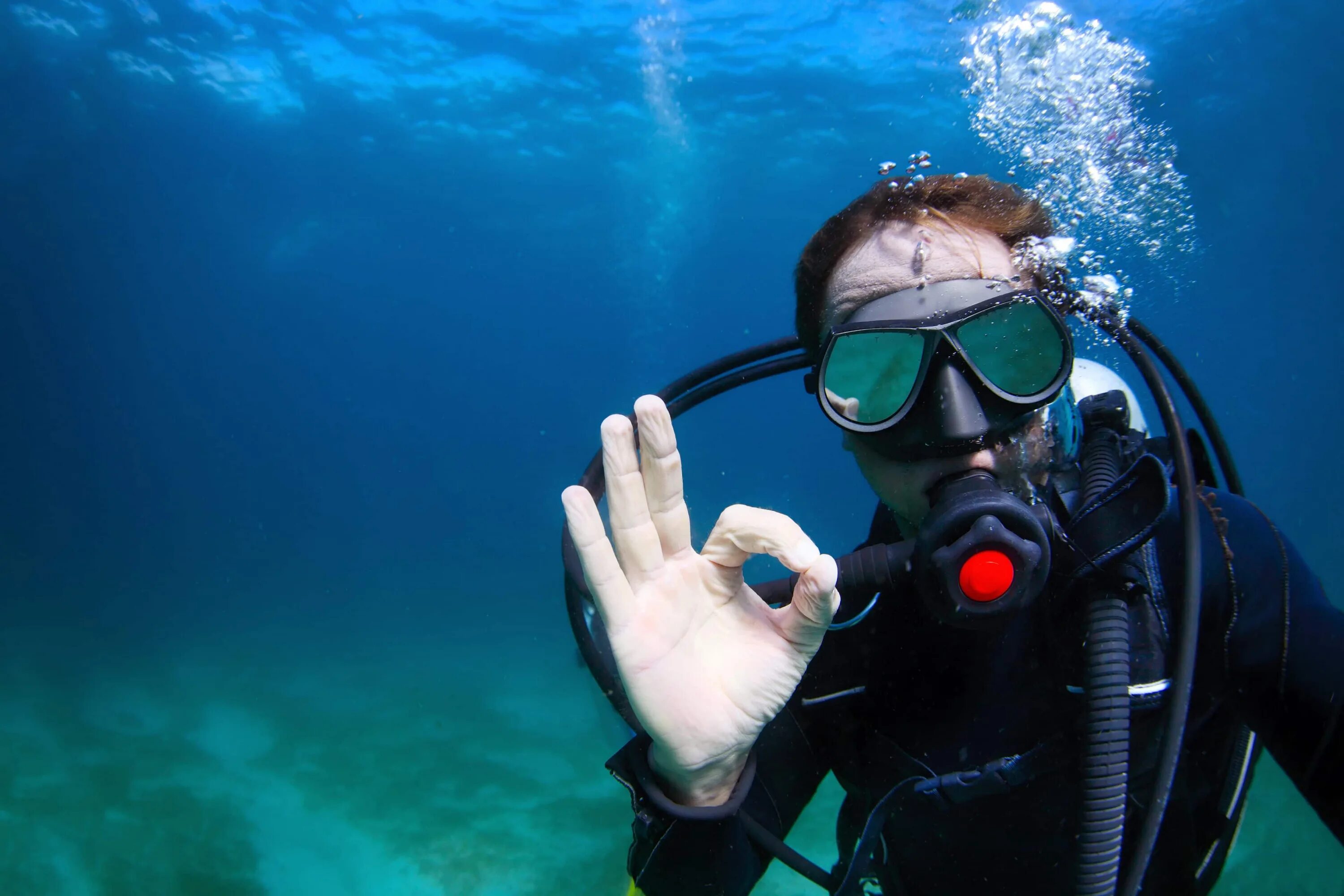 Underwater button