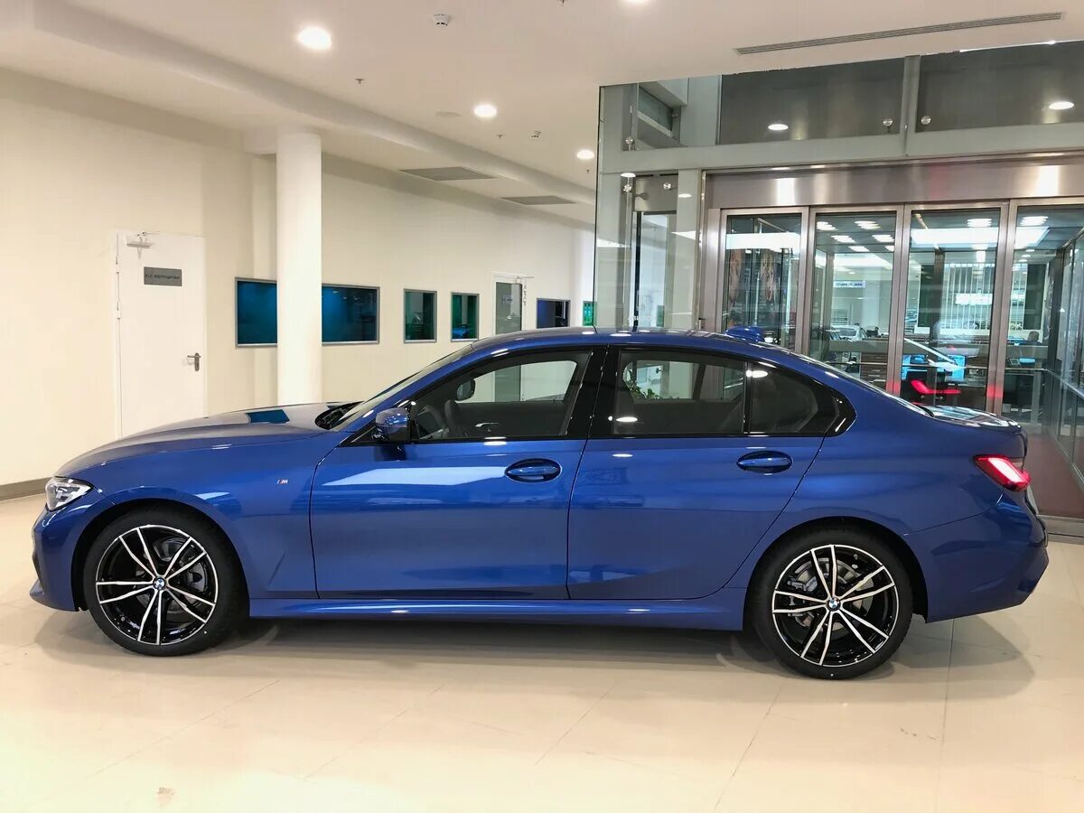 Bmw m sport pro. BMW 320d синяя. BMW g20 Portimao Blue. BMW g20 320i XDRIVE. Синий Портимау БМВ 3.