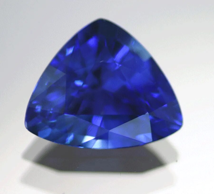 Sapphire Engagement Ring Guide: Something Blue - Gem Society