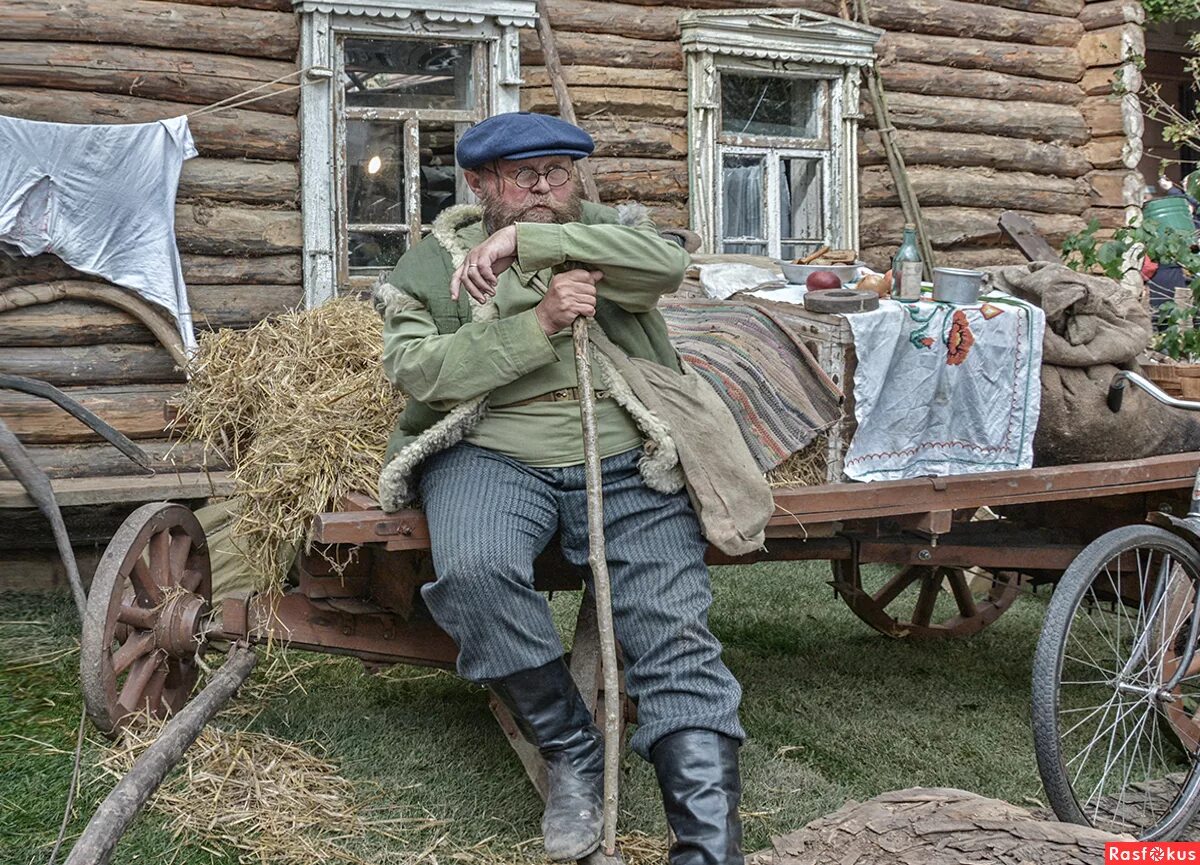 Переехал с женой в деревню. Деревенский быт. Деревенский уклад жизни. Деревенские жители. Деревенские люди.