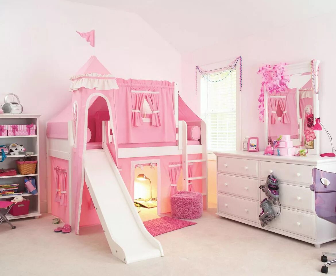 новый год дети. красивые детские комнаты. поставь новую детскую. кровать в комнату для девочки. елка для детей.