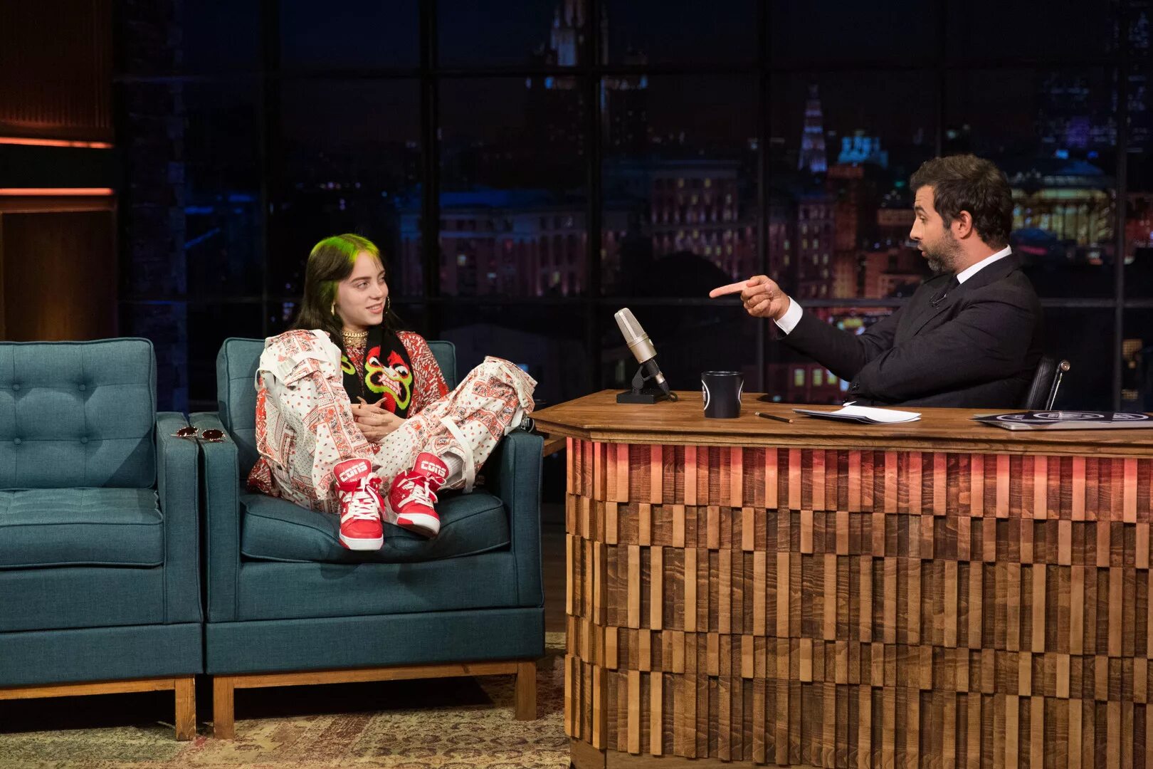 Владимир соловьев передача вечер с владимиром соловьевым. Иван ургант 2022. Иван ургант шоу. Ирина горбачёва в вечернем урганте. Вечерний ургант максим 2021.