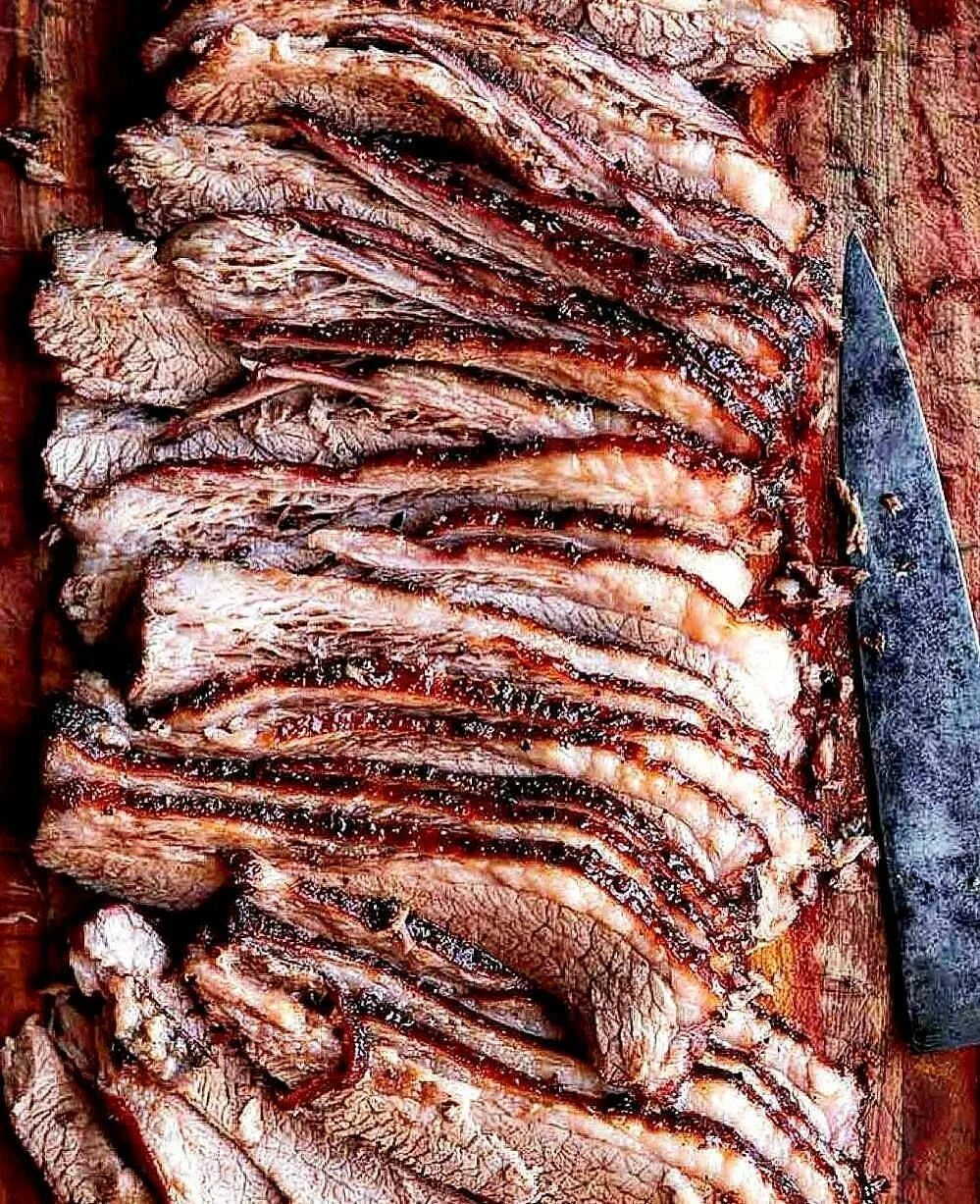 Техас брискет. Рецепт копчения грудинки. Рецепт копчения грудинки. Рецепт копчения грудинки. Грудинка.