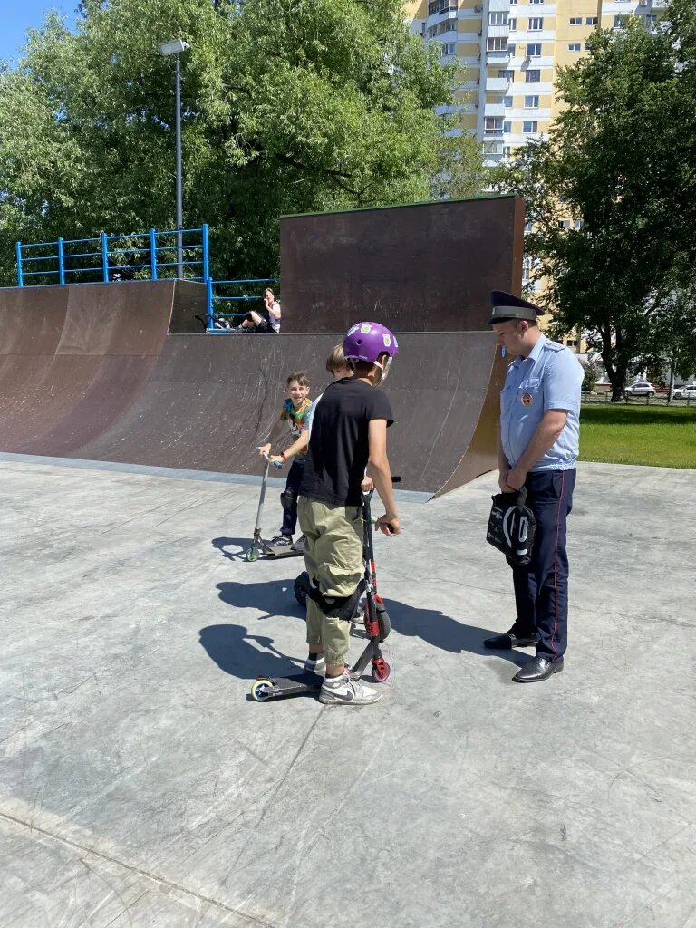 Секреты в аватар ворлд в скейт. Скейт парк сосновый бор. скейт парк в красноярске южный берег. скейт парк в усолье сибирском. скейт парк меркурий.