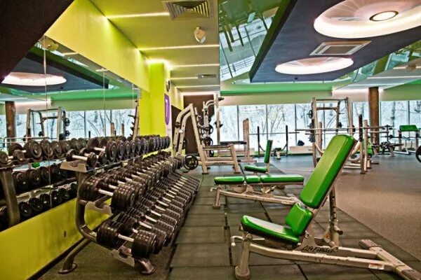 Фьюжн фитнес барклай плаза. Фитнес фьюжн барклая. Fusion fitness барклай. Фьюжн фитнес барклай плаза. Фитнес зал барклай плаза.