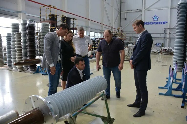 Завод изолятор. Завод изолятор