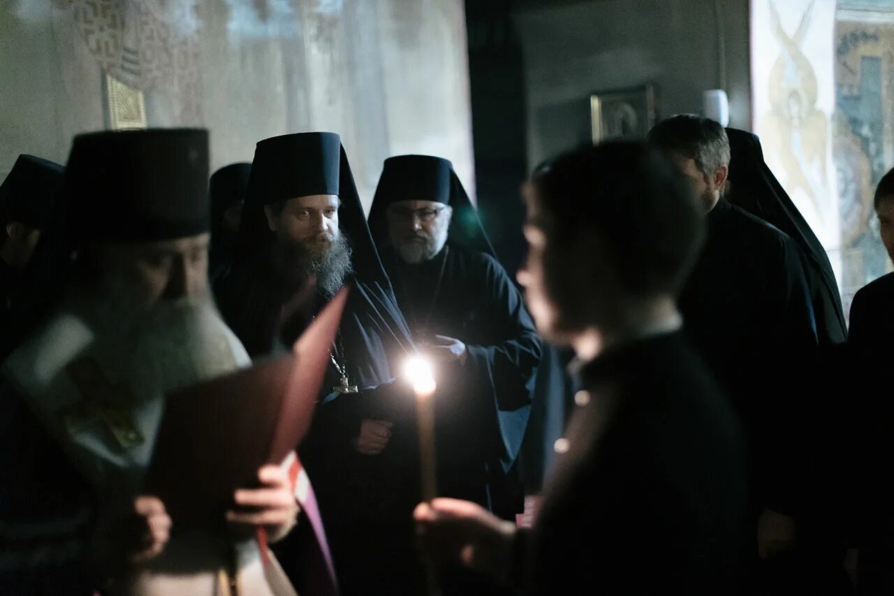 монастырь димитрия ростовского ханты мансийск. послушники мужского монастыря. послушник в монастыре. братия боровского монастыря. послушники мужского монастыря.