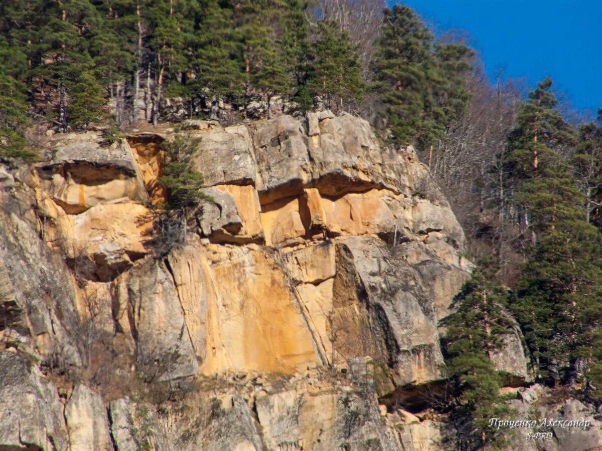 скала монах хамышки база. поселок хамышки майкопского района. скала монах хамышки база. база скала монаха адыгея. скала монах дивногорск.