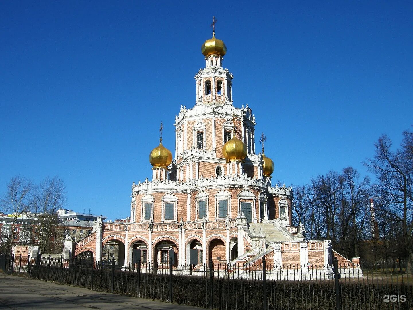 Церковь богородицы в филях. Храм покрова пресвятой богородицы в филях. храм храм покрова в филях москва. московская церковь покрова в филях. храм покрова пресвятой богородицы москва.