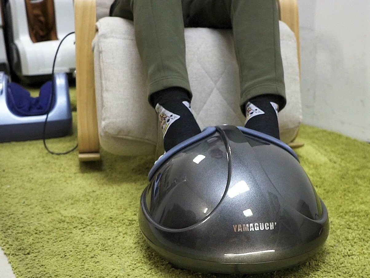 Массажер Yamaguchi Hybrid. Yamaguchi foot Massager Hybrid. Ямагучи массажер для ног пуфик. Массаж ног Ямагучи. Yamaguchi hybrid