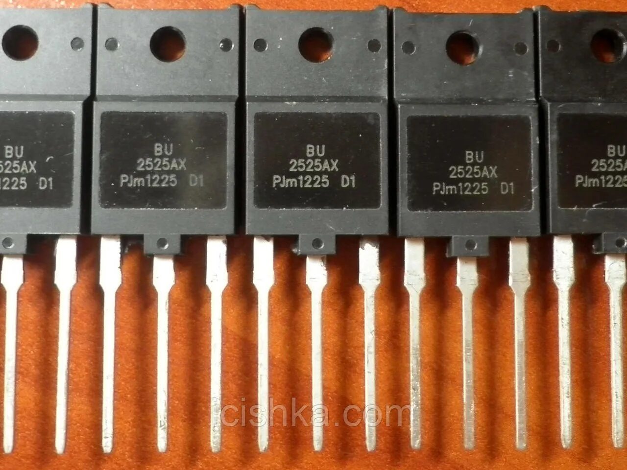 Транзистор bu808dfi. Строчный транзистор. Моп транзисторы высоковольтные 2n150. Телевизор lg шасси mc-049b. Транзистор строчной развертки панасоник.