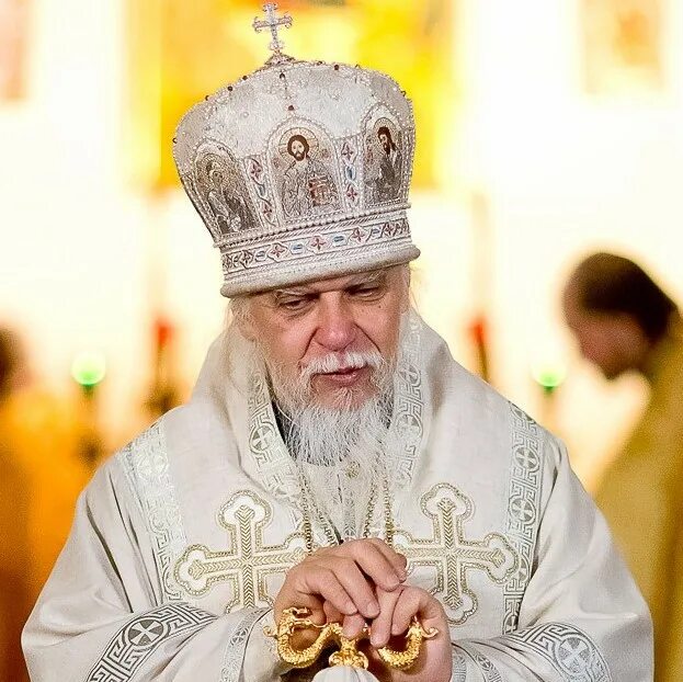 епископ викарий святейшего патриарха.