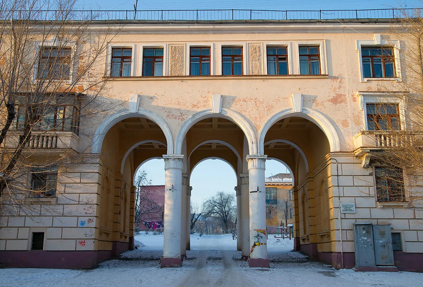 улица уральская магнитогорск. музей деревянного зодчества кострома постройки. тула трущобы. усадьба елизарьева екатеринбург. первый дом города.