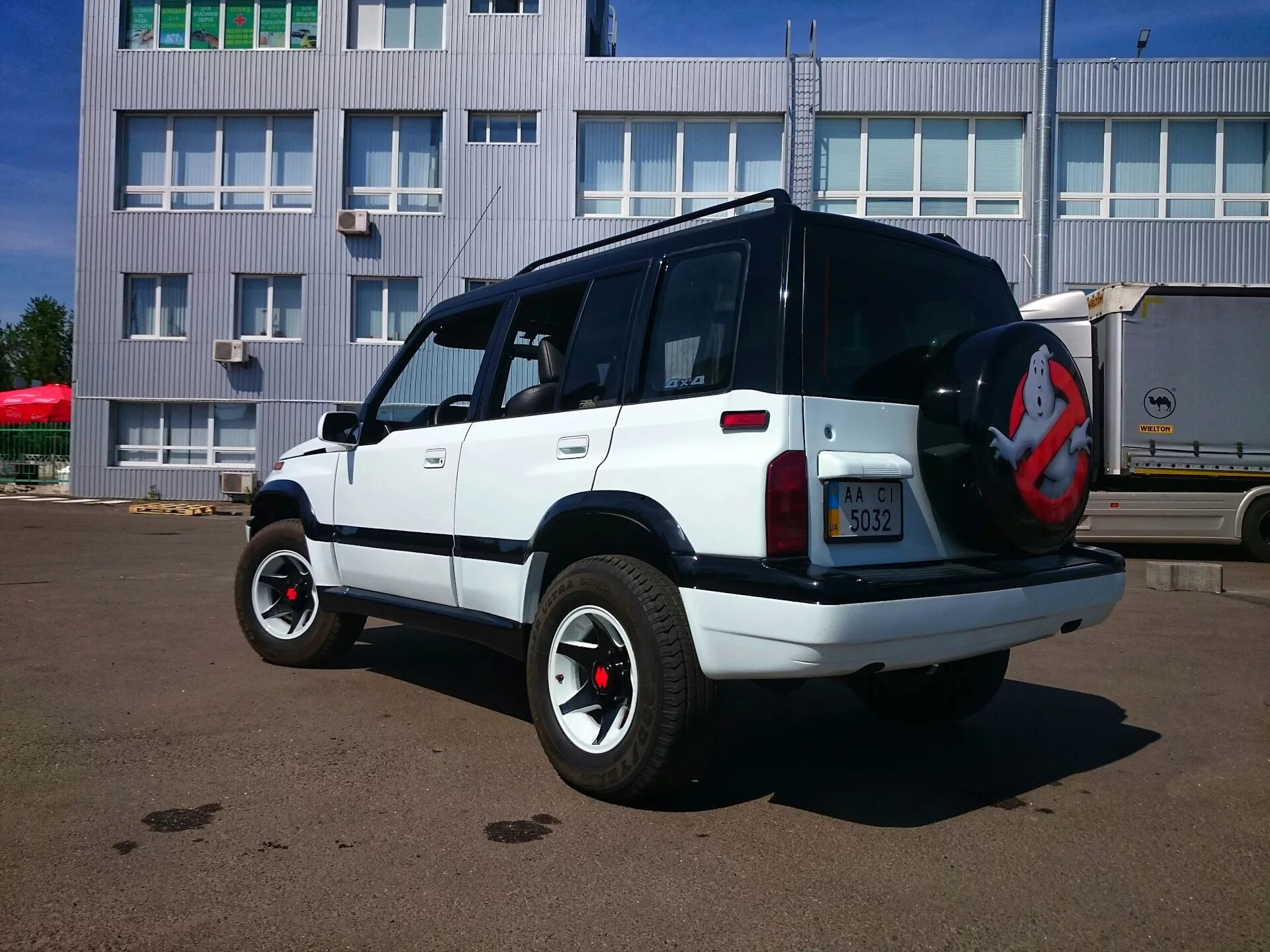 Suzuki grand vitara 1998. Сузуки гранд витара 1997. Гранд витара 1997. Сузуки витара 1997. Сузуки гранд витара 1997-2001.