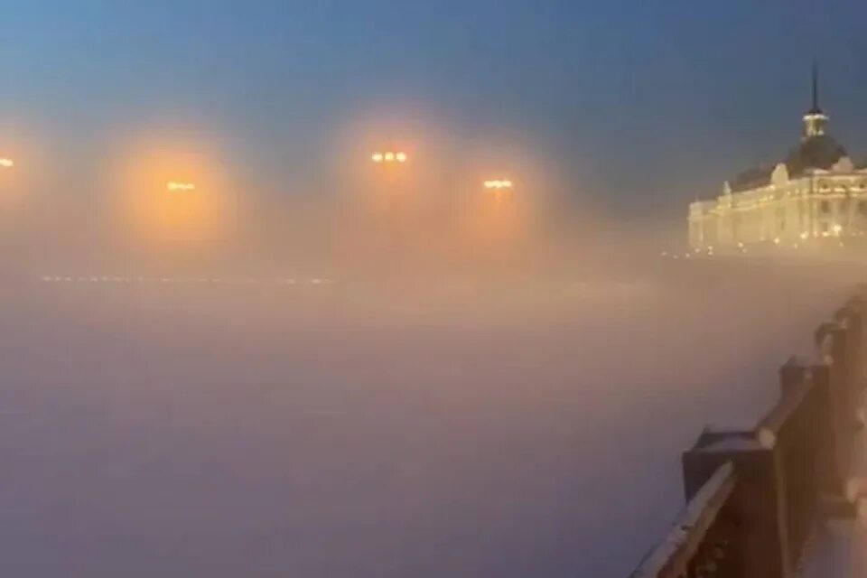Мороз в петербурге. Холодный туман спб. Холодный туман спб. Холодный туман спб. Питер в тумане.