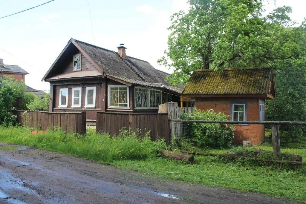 Домик в новгородской области. Усть-Волма Крестецкого района Новгородской. Крестецкий район Новгородской области. Село красная Волма Крестецкий район Новгородской области. Деревня Волма Новгородская область Крестецкий район.