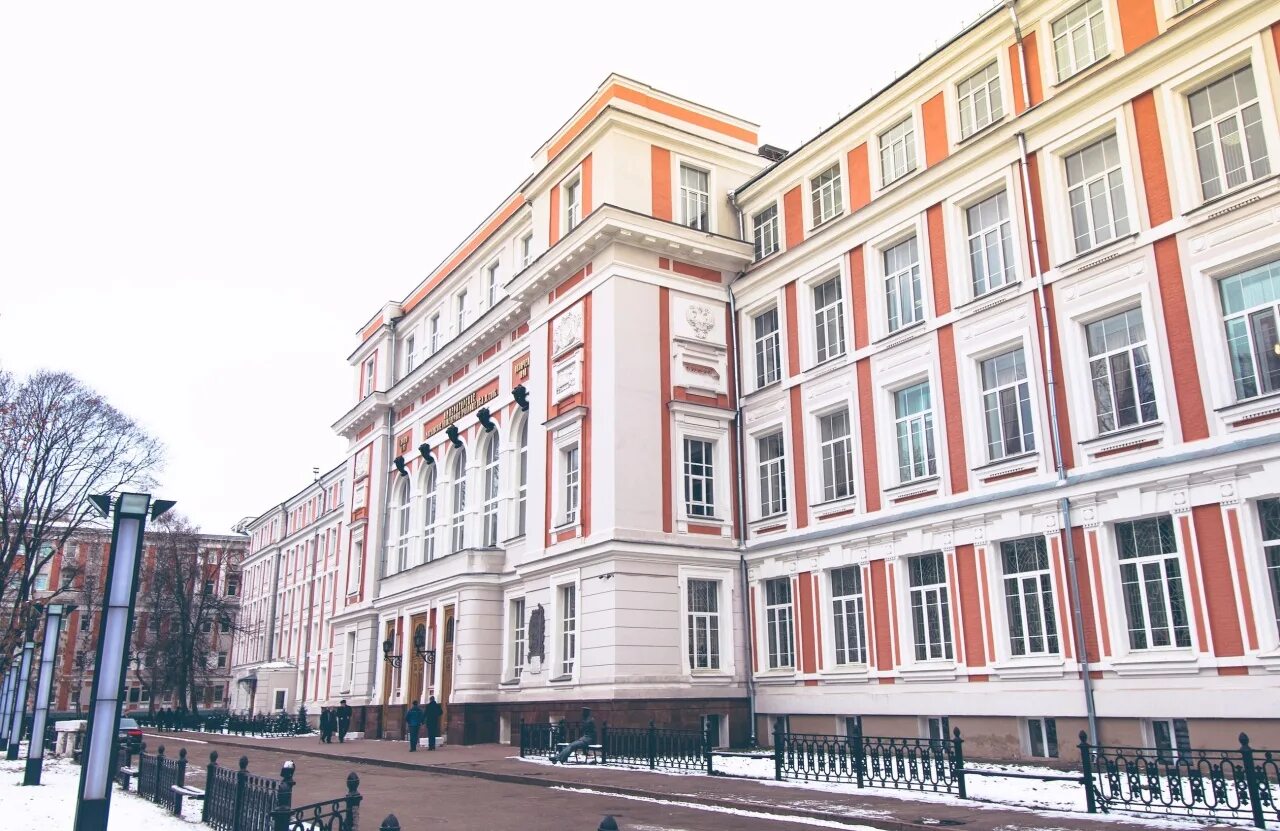 Вуз миит москва. Рут миит университет москва. Московский институт инженеров железнодорожного транспорта. Миит университет москва. Мгупс миит императора николая 2.
