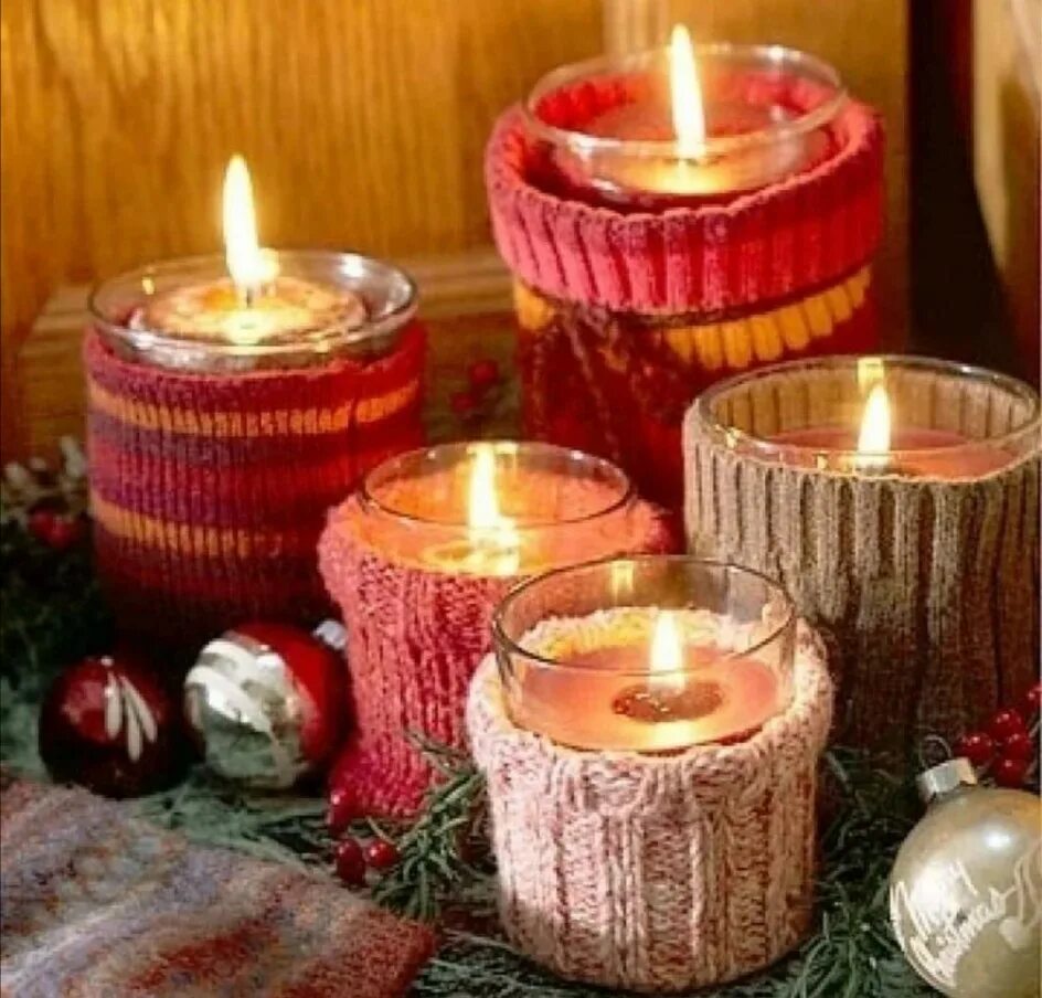 Свечи в банках новогодние. Свечи декоративные. Новогодние длинные свечи. Свечи красивые декоративные. Новогодние свечи своими руками.