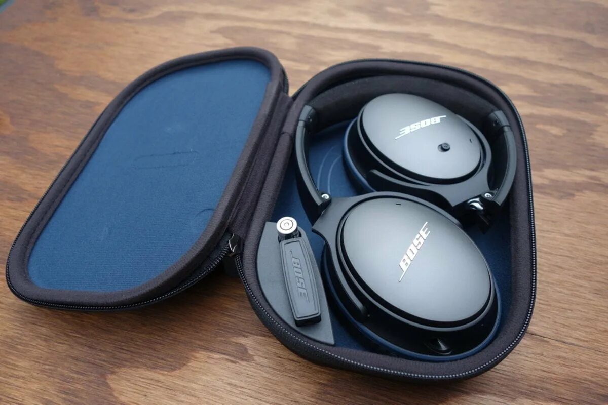 Bose quietcomfort black. Bose QUIETCOMFORT qc25. Bose QUIETCOMFORT 25. Наушники Bose qc20. Наушники Bose New qc25.