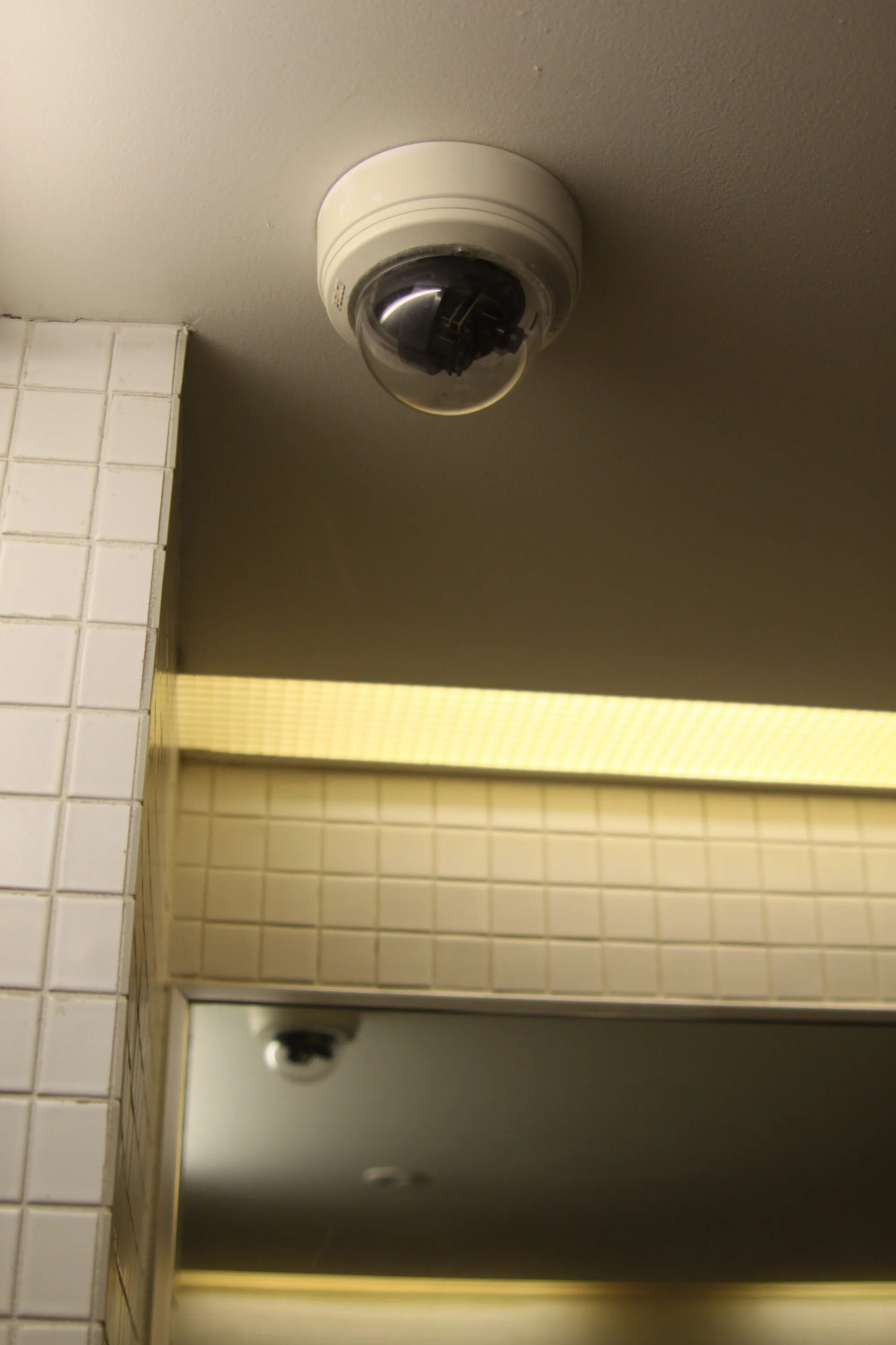 IP cam Toilet +18. Hidden Camera in Toilet shopping Centre 170. Hidden cam in toilet