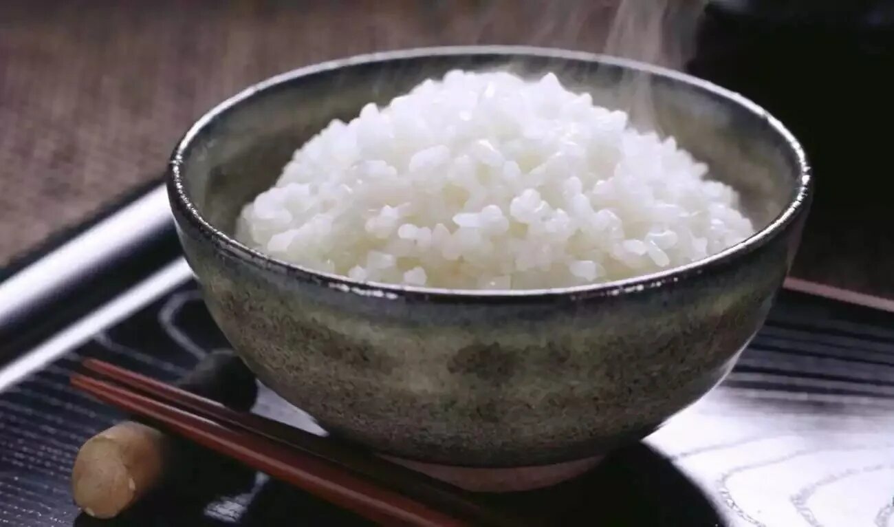 Какой рис в китае. Миска риса Китай. Отварной рис Китай. Рис в Китае. Китай миска риса Тайвань.