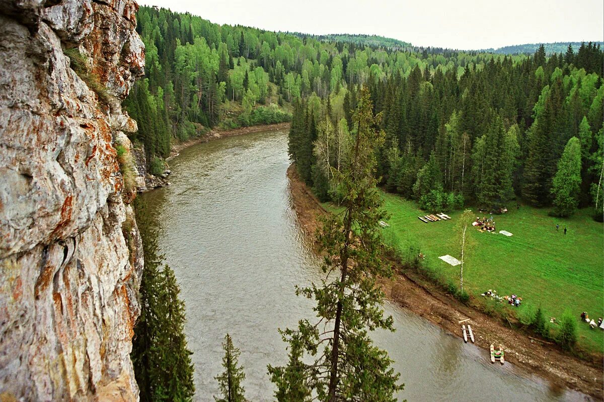 Каким будет лето в пермском крае. Река Койва Пермский край. Река Койва Чусовая. Река Койва сплав. Усть-Койва Пермский край сплав.