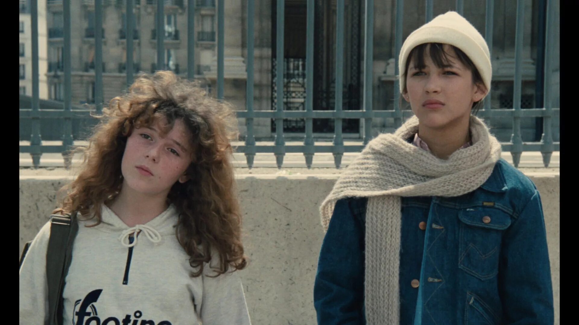 Ля бум. Бум 2 фильм. Газировка боом. Ля бум. Бум фильм 1980.