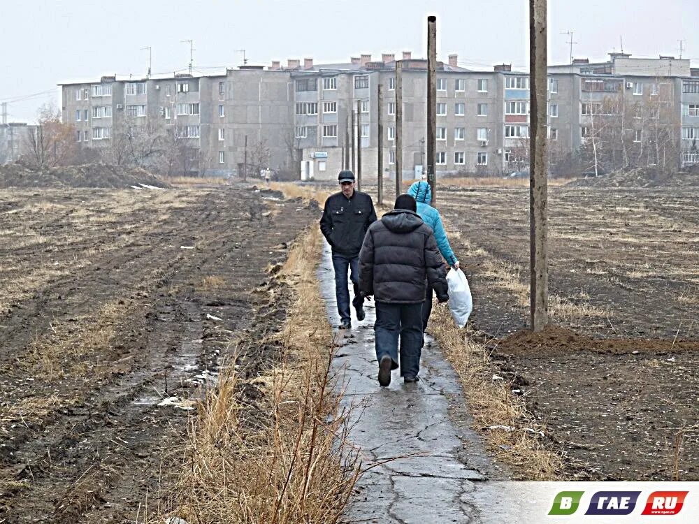 8 микрорайон ноябрьск сквер. Новости 8 микрорайон. 8 микрорайон дзержинск. Восьмой микрорайон. Школа в 8 микрорайоне ноябрьск.