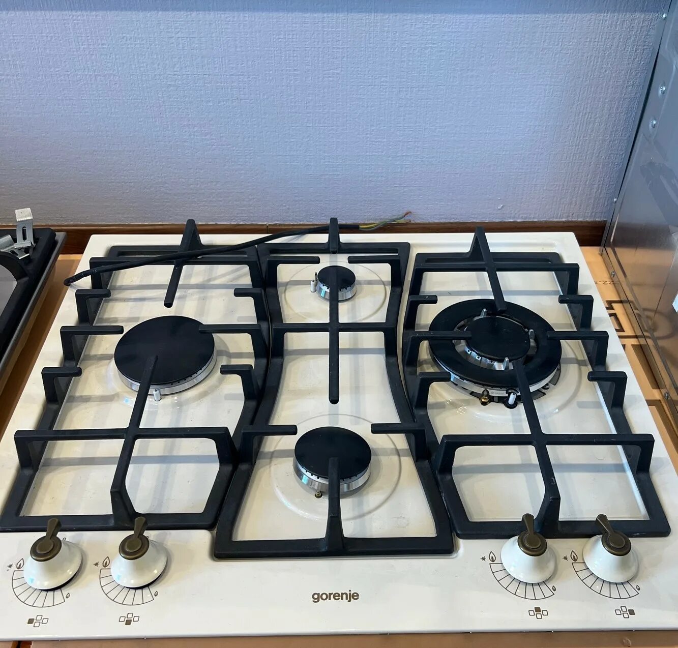 Gorenje gw642abx. Gorenje gw642syb. Gorenje gw642syb. Gorenje gw642syb. Газовая варочная панель gorenje gw642ab.