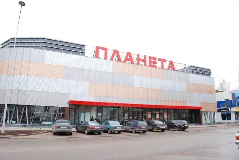 юнимолл новорижское шоссе. тц гагаринский метро ленинский проспект. тц ривьера бийск отделы. необычные названия для тц. торговый комплекс название.