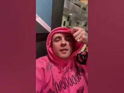 Нара из тик тока без макияжа