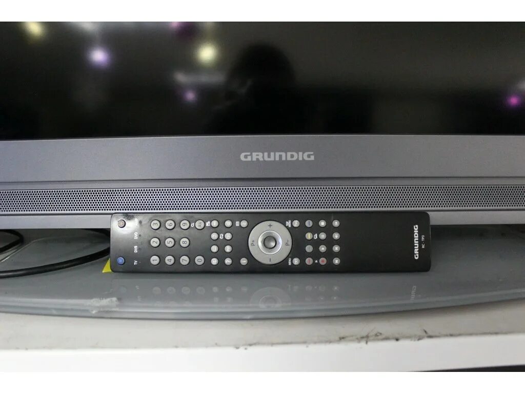 Телевизор grundig 40. Телевизор Grundig VLE 6320 кронштейн. Grundig gr 32 GBI 7132 / 32 VLE 7040. Grundig 40 VLE 8130 bf ыьфке пульт. Телевизор Grundig с DVD-плеером.